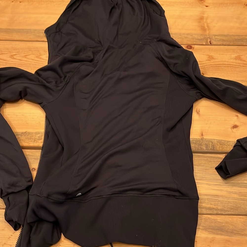 Lululemon in flux jacket size 8 black - Picture 7 of 7